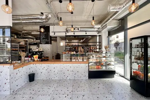 Al's Bakery photo 1